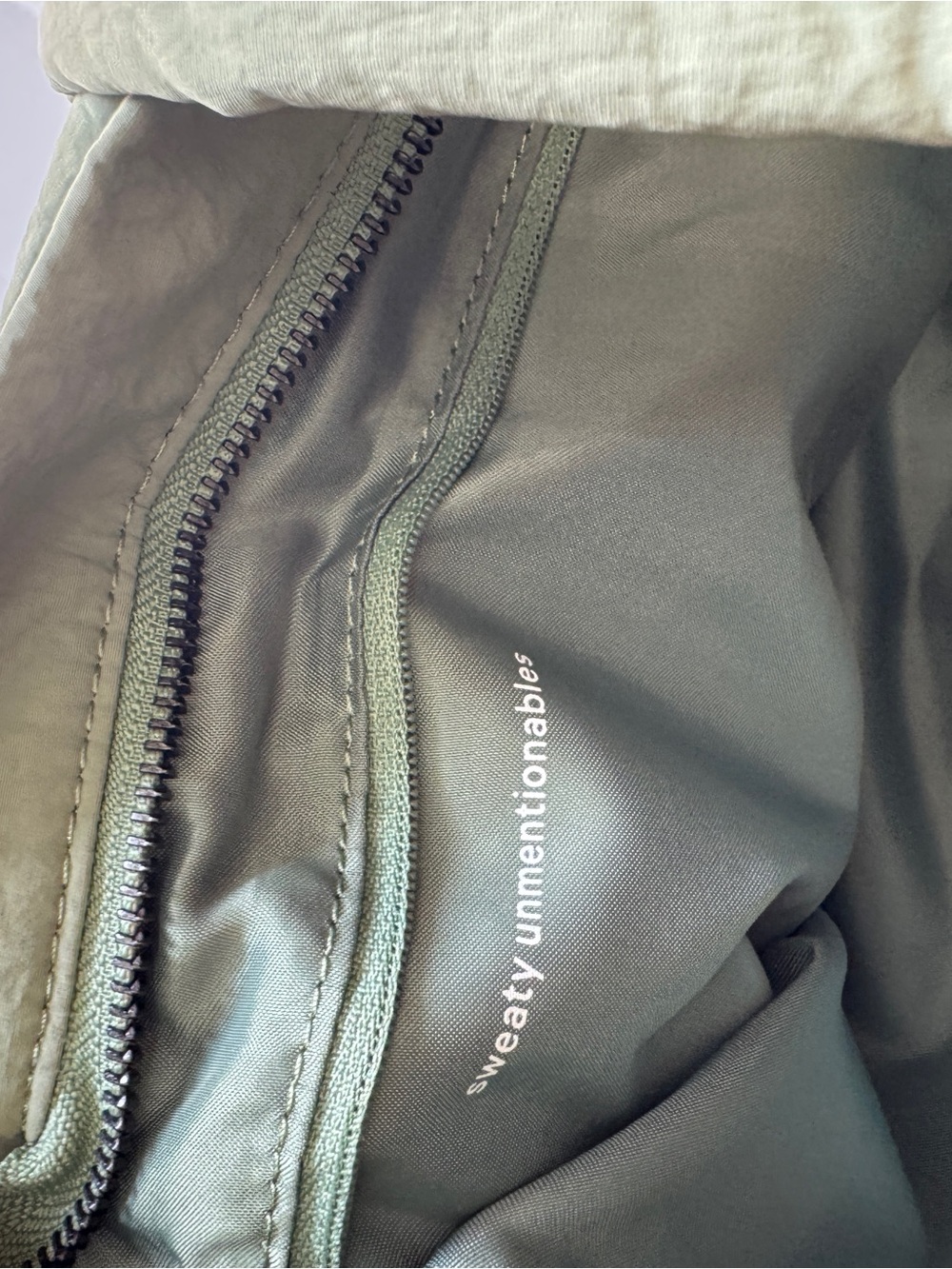 Lululemon Large Tote Bag Gym Yoga Travel Weekender Water Repellent Sage Green - Picture 9 of 15